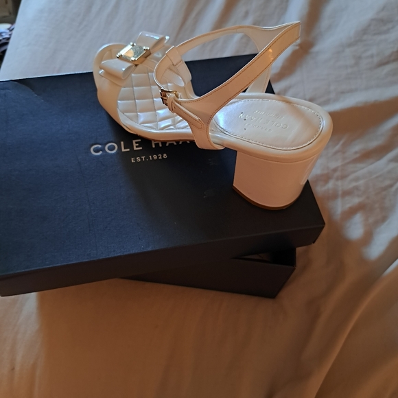 Cole  Haan Genessa Sandal II - Picture 7 of 8